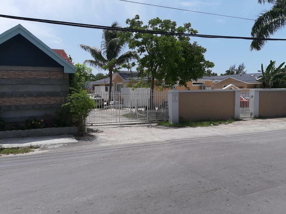 Sandelwood Studios' Nassau
